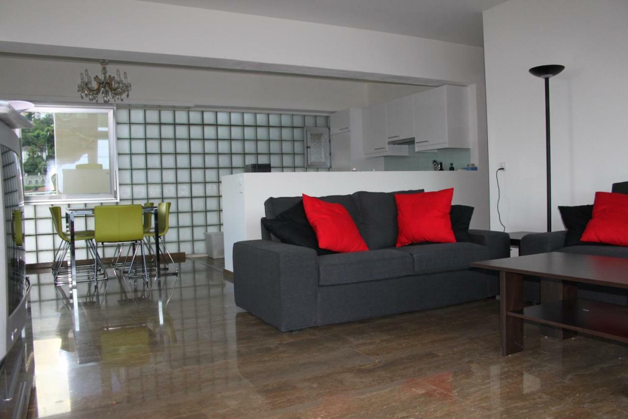 Lichtdurchflutete Ferienwohnung Mit Panorama-Sicht Und Schwimmbad/Sauna Muralto Екстериор снимка
